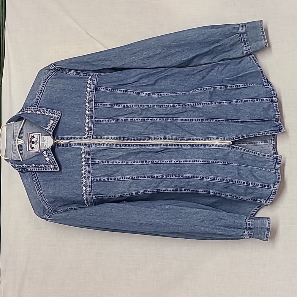 Vintage Solutions Denim Shacket Embroidered Zippered Pearl Snap Sz L